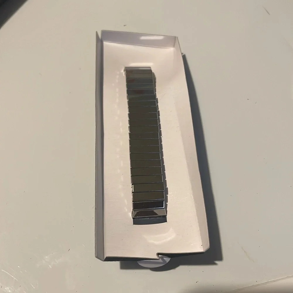 Retro Silver Digital Watch -‎ Stainless Steel Style - New in Box
